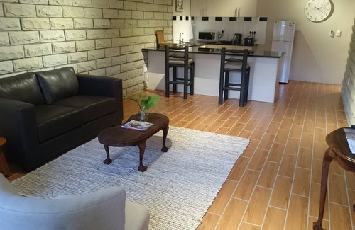 Ladybrand Hotel | Cranberry Cottage