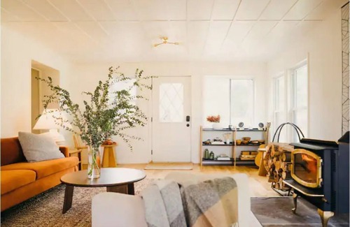 Parksville House | Cranberry Pond - Lake Views near Livingston Manor