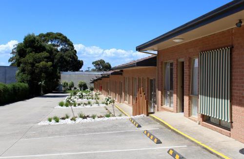 Cranbourne Hotel | Cranbourne Motor Inn