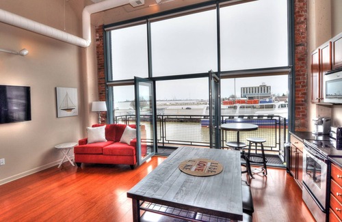 Sandusky Condo | Crank Up Your Summer.Upgrade Your Stay