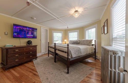 North Conway Bed & Breakfast | Cranmore Mountain Lodge Bed & Breakfast