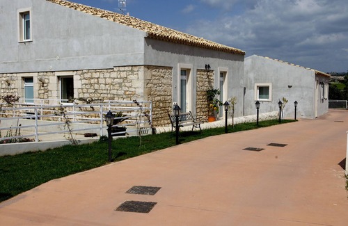 Modica Apartment | CrauNari Rural Tourism