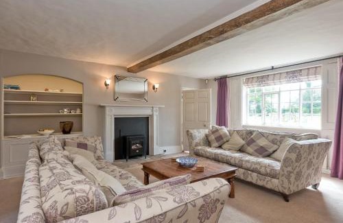Beccles House | Cravens Manor