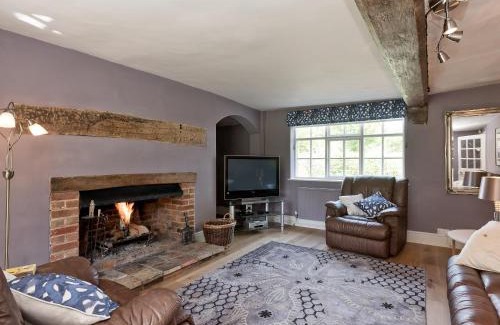 Beccles House | Cravens Manor