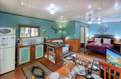 Crayfish Creek Resort | Crayfish Creek Van & Cabin Park