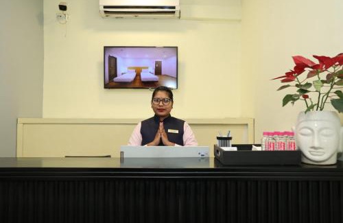 Gandhinagar Hotel | Crayon Hotels