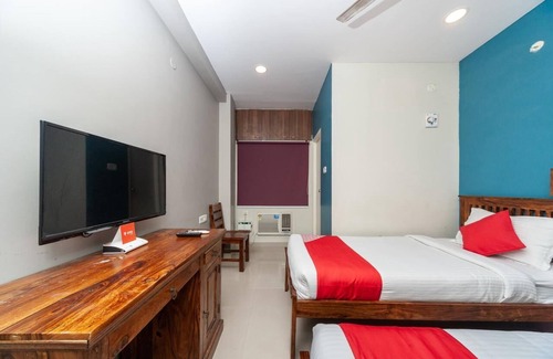 Perungudi Hotel | Crazy Homes stay-Kandanchavadi,Chennai