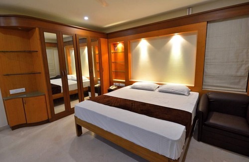 Srirangam Apartment | Crazy Homes Trichy/Luxurious&Spacious Rooms Stay