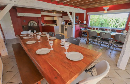 Luigny Villa | Crazy Villa Luigny (28) - Heated pool - City Stade - 1h20 Paris - 30P