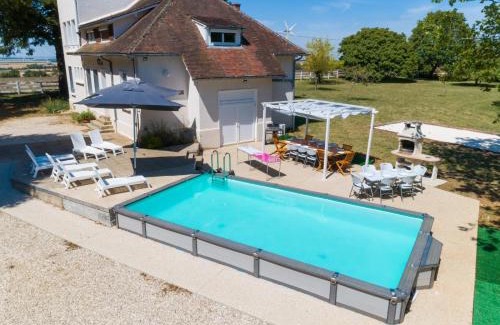 Saint-Cyr-les-Colons Villa | Crazy Villa Radar 89 - Heated pool - Multisports field - 2h Paris - 30p