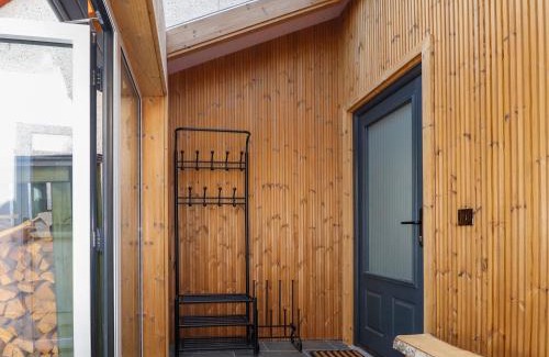 Newtonmore House | Creag Dhubh Cottage