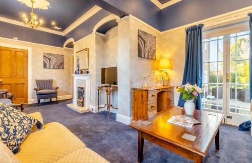 Wem House | Creamore Grove