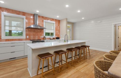 Corolla Light House | Creamsicle Cottage