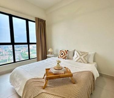 Bandar Tun Razak Apartment | Creamy KL View - Majestic Maxim near UCSI, KL, MRT #康乐夜市