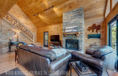 Morganton Cabin | Create Memories! Near Blue Ridge Lake*Hot Tub*Game Room*Firepit
