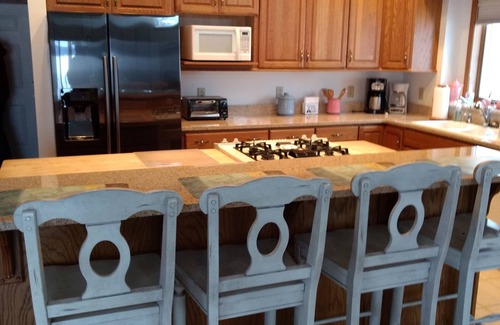 Ashville House | Create your family memories at our nautical lakeside home!