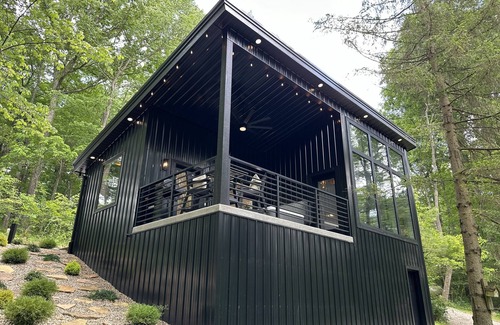 Logan Cabin | Creative Cabins - Kobe's Cabin