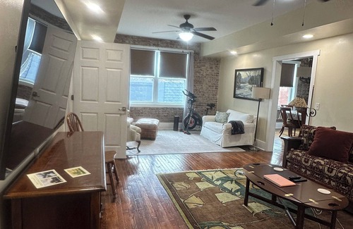 Hickman Apartment | Creative Corner Suite