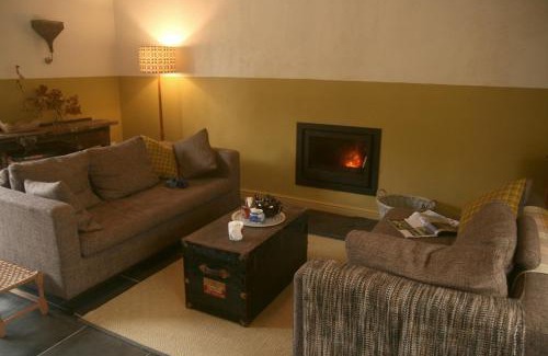 Llansadwrn Apartment | Creatively converted barn in accessible rural spot