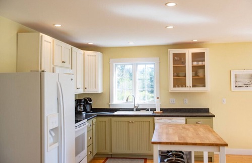Vinalhaven House | Creeds Cove Cottage on the Reach-Water Access-Deep Water Mooring Available