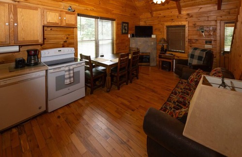 Cosby Cabin | Creek Heaven -ultimate peace beside the creek
