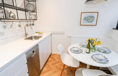 Ryde Cottage | Creek Lodge