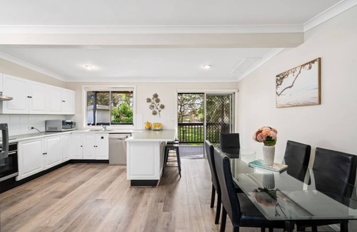 Chittaway Point House | Creek Side Hideaway – Your Perfect Waterfront Getaway!