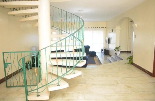 Mombasa Villa | Creek Villa