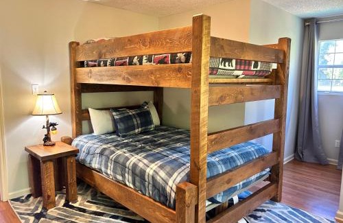 Cosby House | Creekside #3580