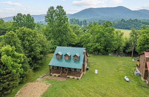 Cosby House | Creekside #3580