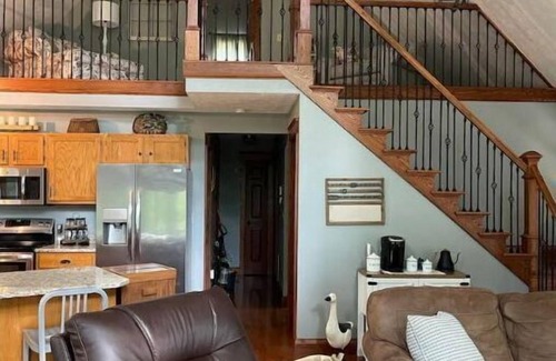 Gallipolis Ferry House | Creekside a piece of heaven