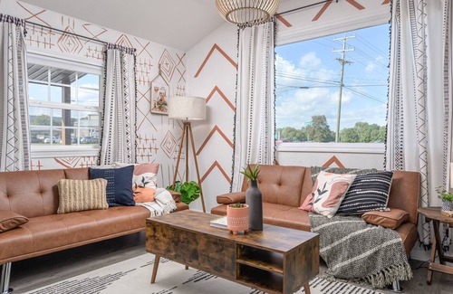 Sale Creek House | Creekside Bungalow nestled in natures finest