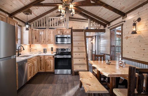 Big Timber Cabin | Creekside Cabin - Cute Log Cabin on Big Timber Creek in the Crazy Mountains!