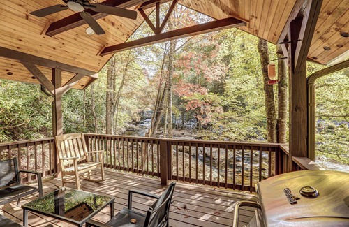 Hampton Cabin | Creekside cabin on trout stream footsteps away from the Appalachian Trail