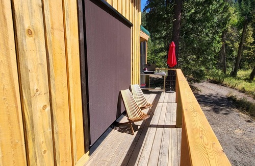 Rice Cabin | CreekSide Cabin - Secluded 1 bedroom Cabin built with Nature in mind