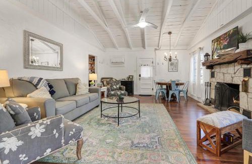 Wimberley House | Creekside Cabins - Creekside Cottage