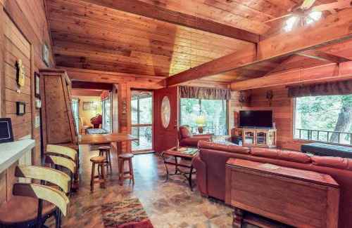 New Braunfels House | Creekside Casita