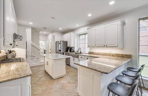 Plano House | Creekside Charm w/Pool, Backyard Oasis, Patio