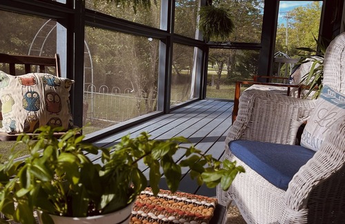Pegram Cottage | Creekside Cottage Near Nashville- Pet Friendly!