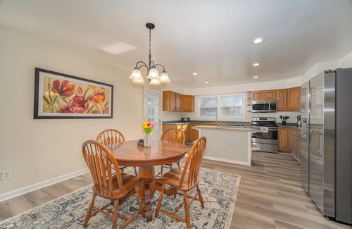 Pisgah Forest House | Creekside Cottage only 1 Mile from Pisgah National Forest!