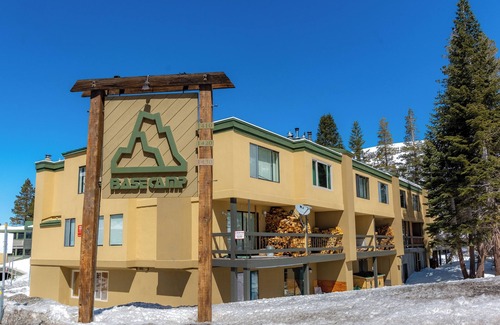Kirkwood Condo | Creekside Escape 38 at the Basecamp