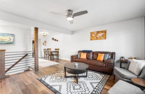 Alta Vista Area House | Creekside Family Haven