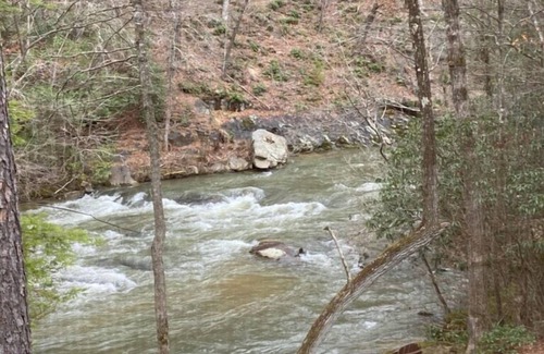 McCaysville House | Creekside Fishing at TroutHaven – Paradise in the Mountains