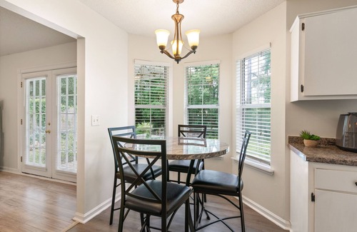 Brunswick House | Creekside Hideaway | 3 Bed, 3 Bath