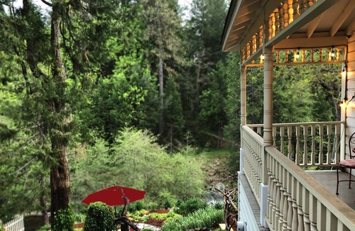 Nevada City Cabin | Creekside Hideaway