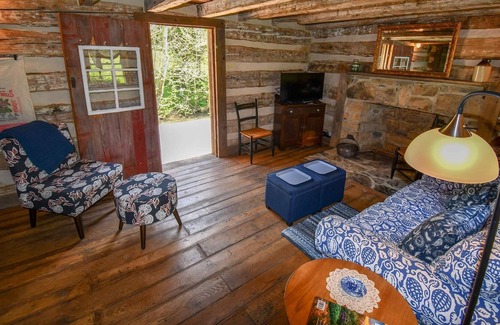 Raphine Cabin | Creekside historic log cabin with all modern amenities at historic Wade's Mill
