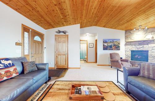 Fairplay House | Creekside Home in Fairplay