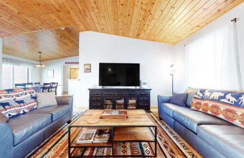 Fairplay House | Creekside Home in Fairplay