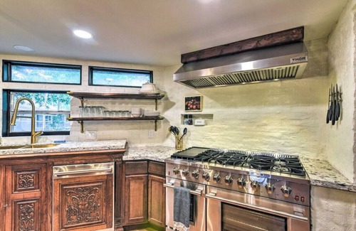 Dickinson House | Creekside house with Hot tub on 1 Acre