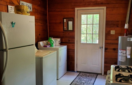 Oden Cabin | Creekside Private Cabin
